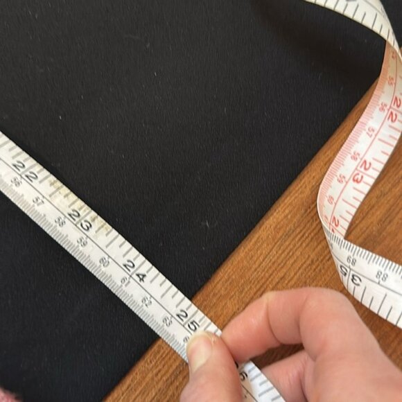 Banana Republic Basic Black Short Sleeve Puff Shoulder Shirt XS - Picture 4 of 5